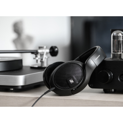 Sennheiser HD 560S -  Intègre un moteur magnétique puissant et efficaces afin d'obtenir des basses profondes